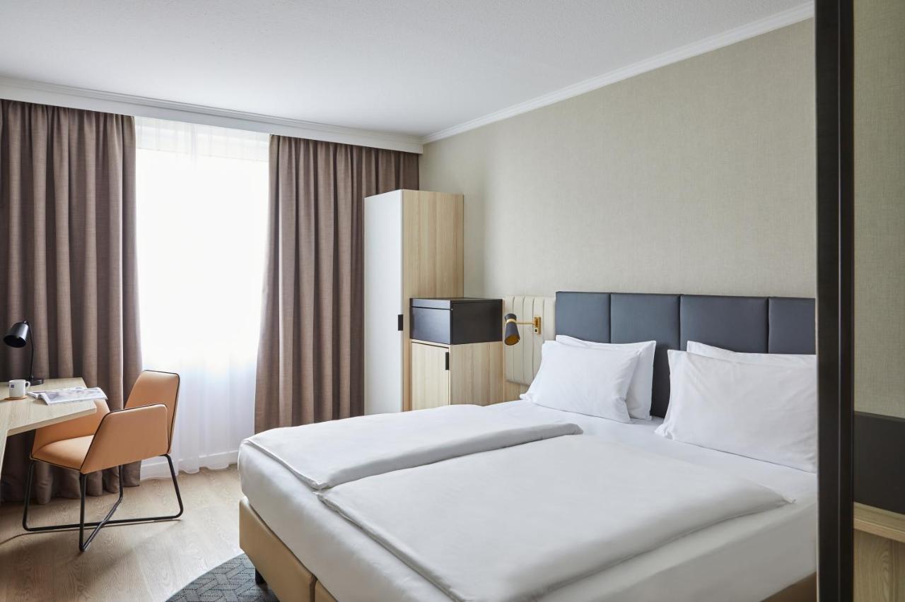 Standard King Room,1245110323:JPEG