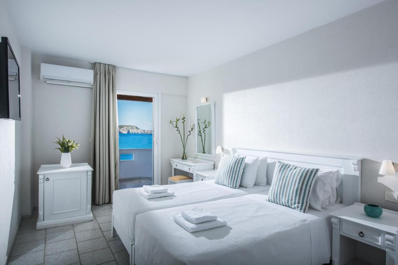 Twin Room with Sea View