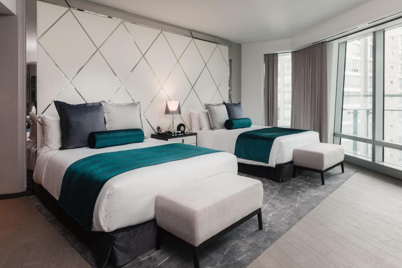 Paradox Two Queen Beds with Balcony