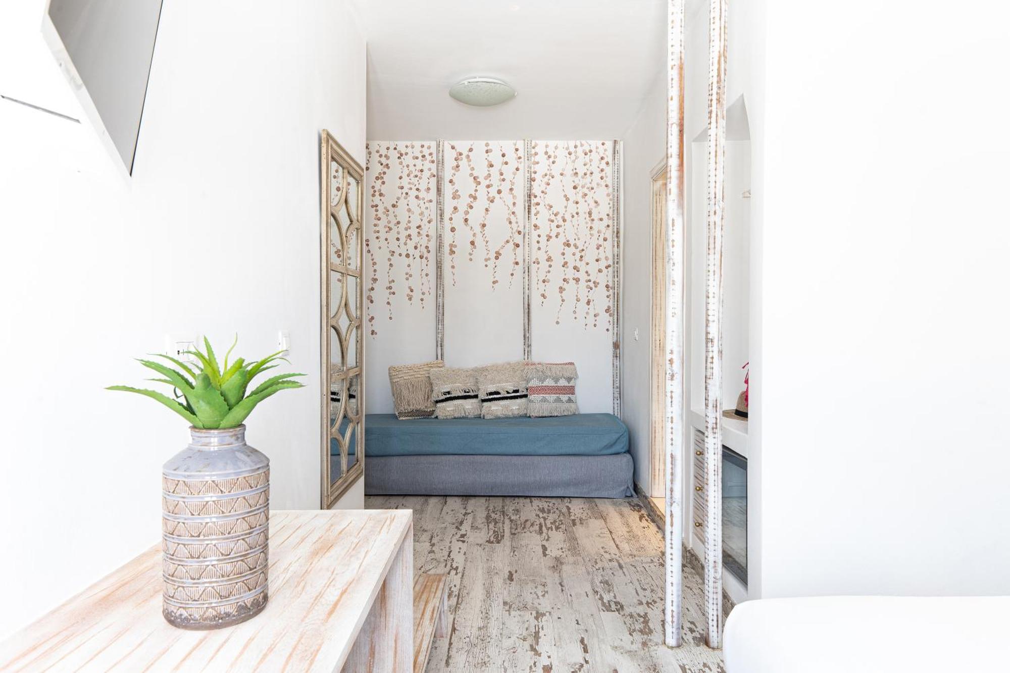 Triple Room Balcony,1197392575:JPEG