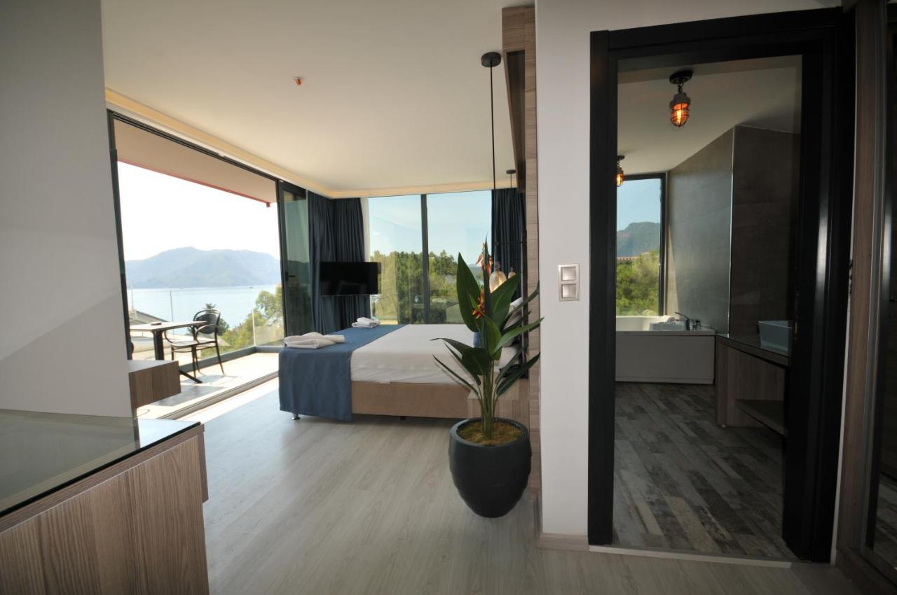 King Room with Spa Bath
