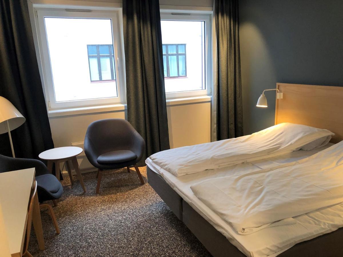 Standard Double Room,1197600442:JPEG
