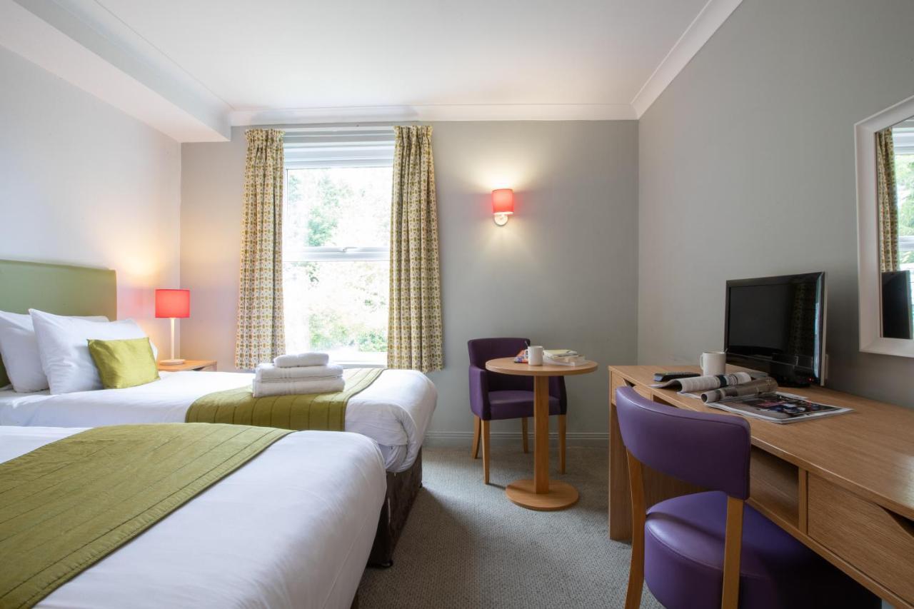 Standard Riverview Twin Room