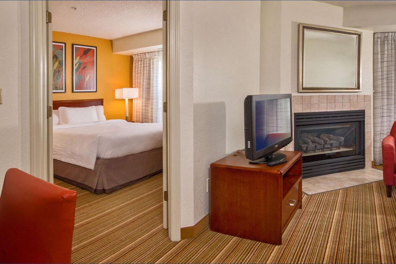 Two Bedroom Suite with Two Queen Beds