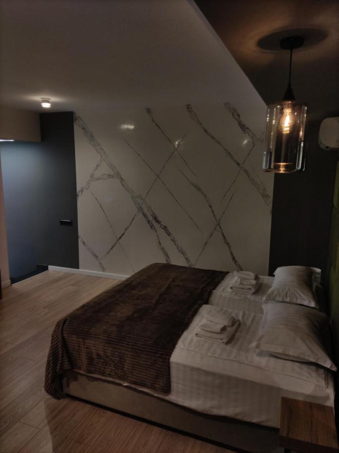 Deluxe Double or Twin Room Pool View