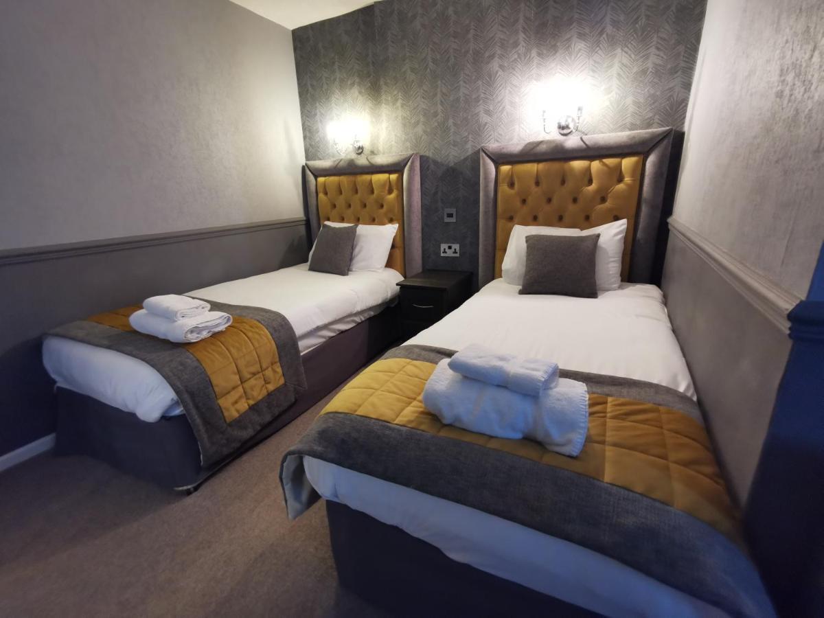 Deluxe Family Suite