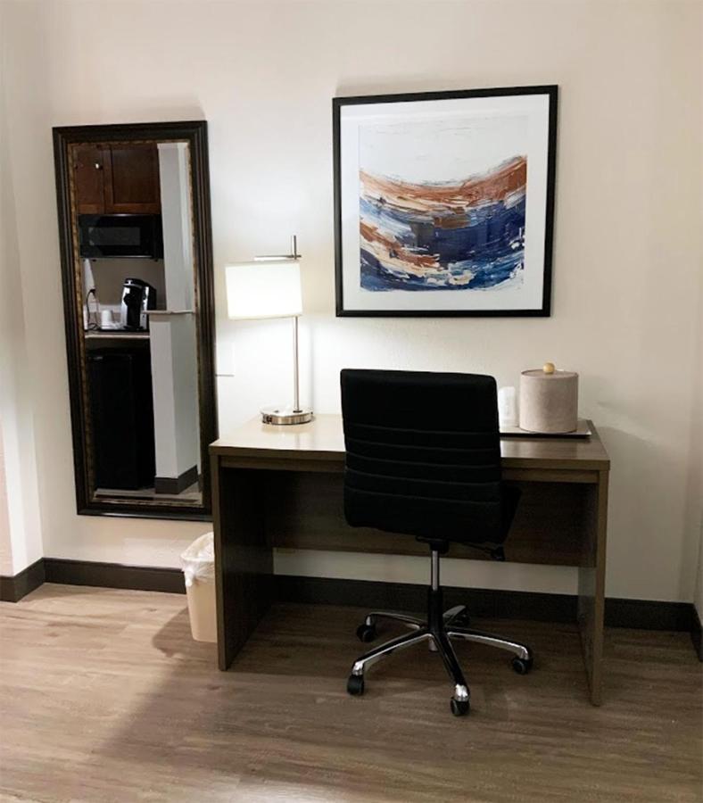 Studio Suite with Two King Beds - Non-Smoking