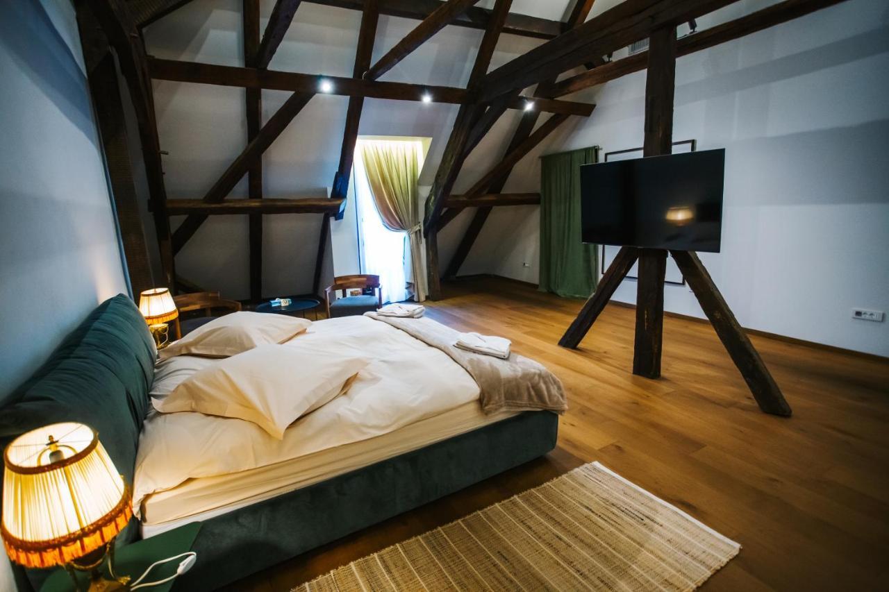 Cozy Attic Suite bathtub & view Adults-Only,1200665722:JPEG