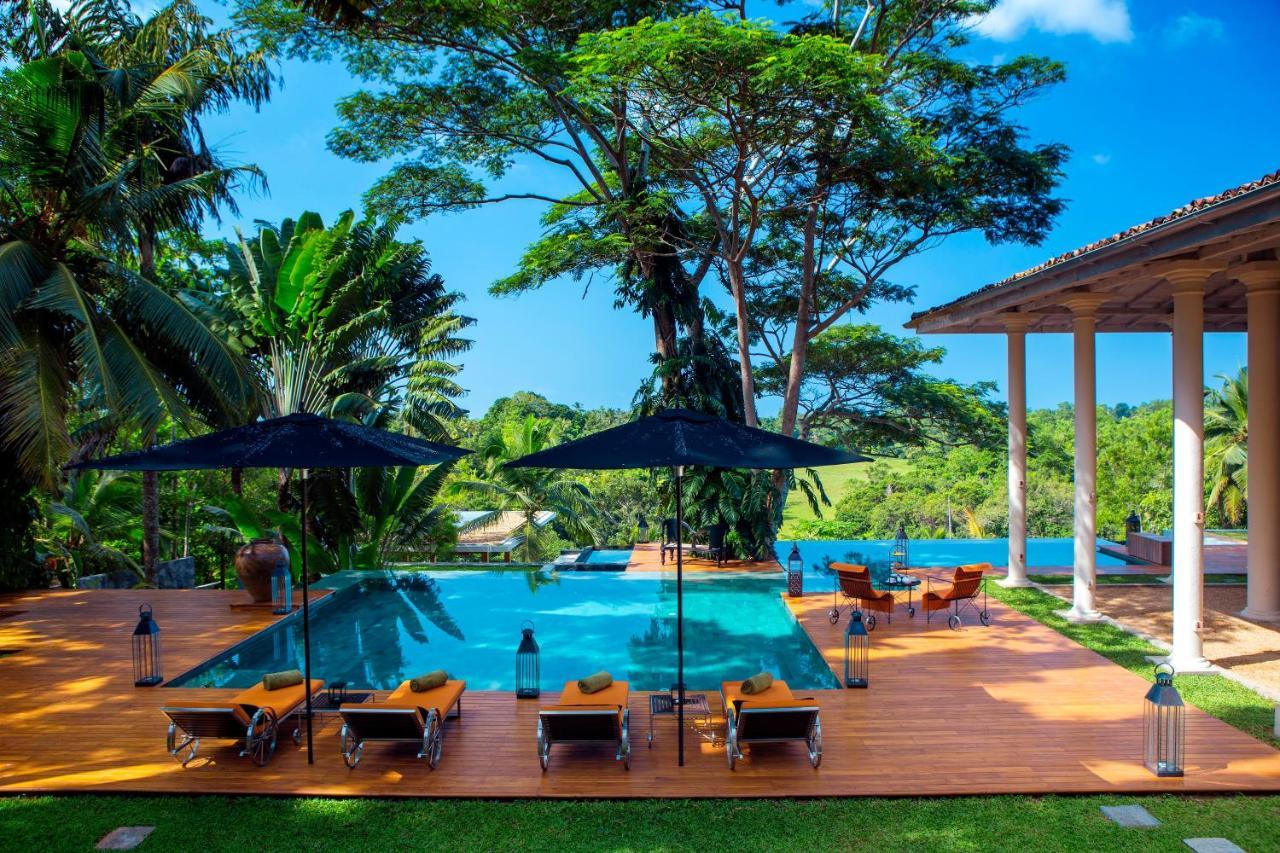 One-Bedroom Colonial mansion Pool