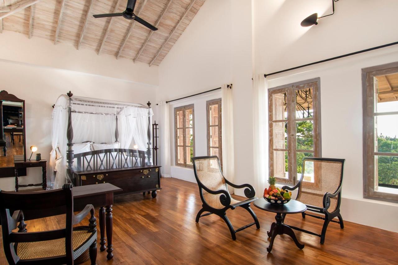 Two Bedroom Colonial mansion Pool