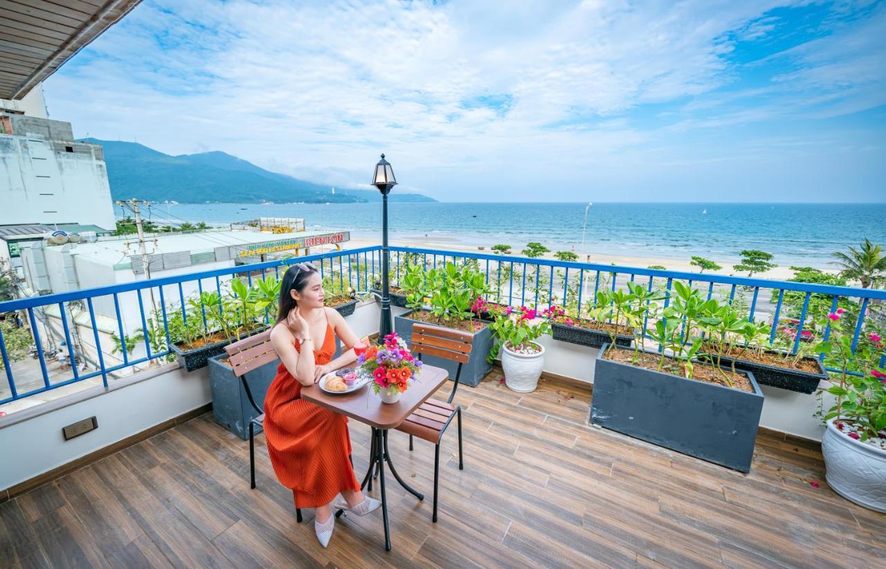 Studio with Sea View