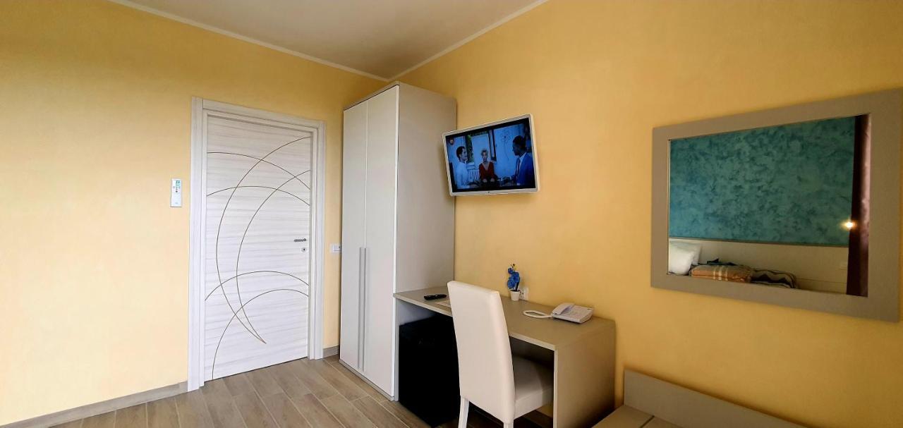 Dreibettzimmer mit Meerblick