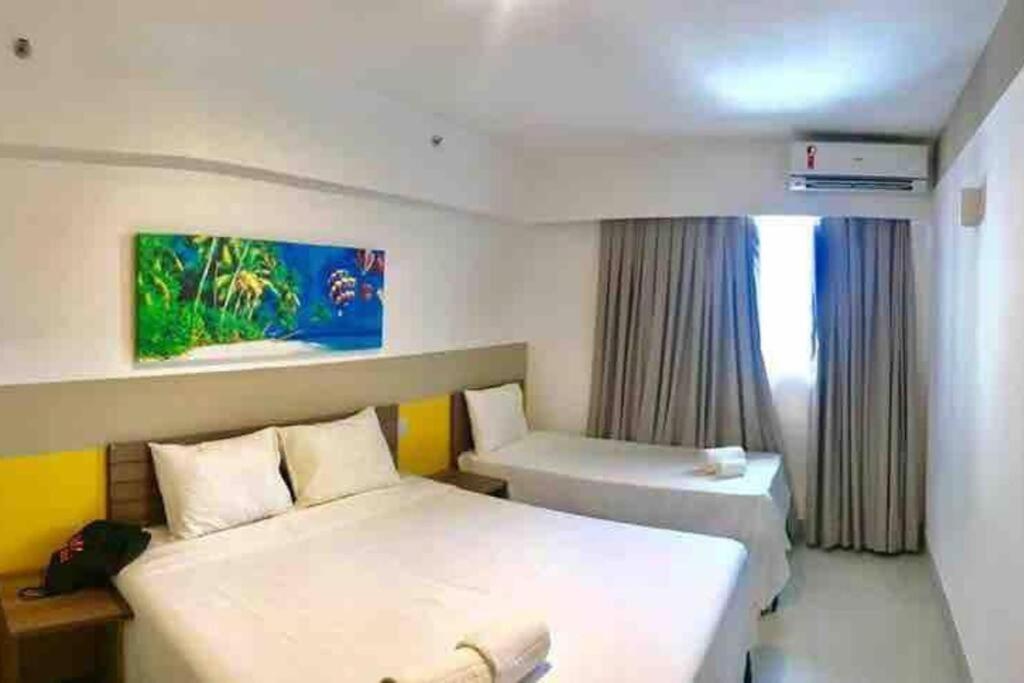Deluxe Queen Suite