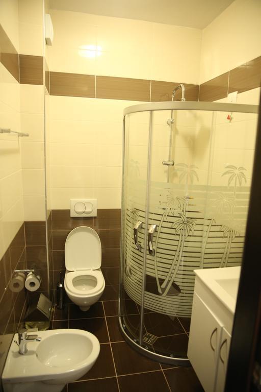 Twin Room with Lake View