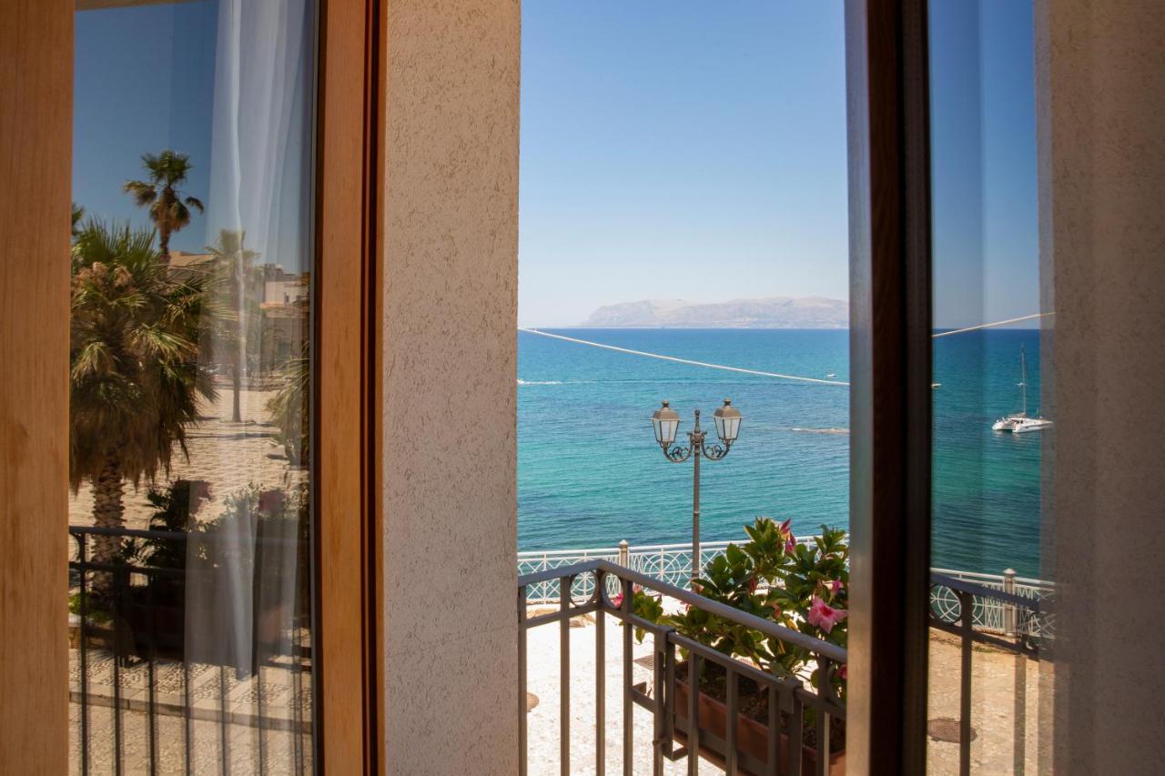 Superior Triple Room with Sea View