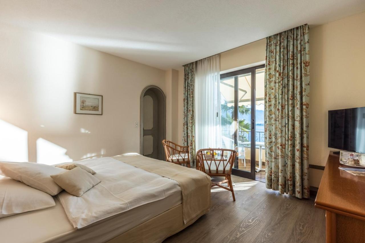 Standard Doppelzimmer mit Balkon und Seeblick