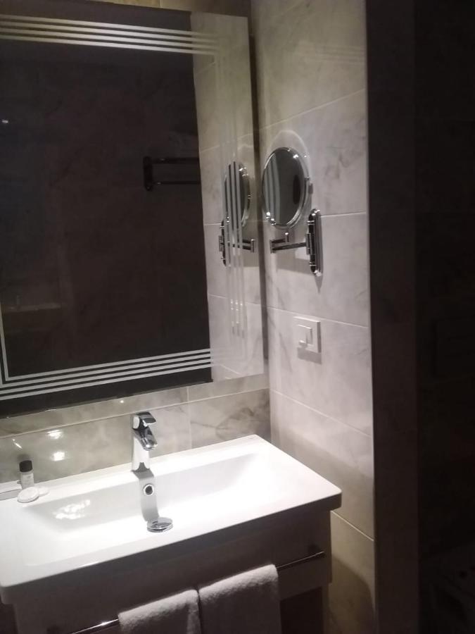 Budget Double Room,1203890974:JPEG