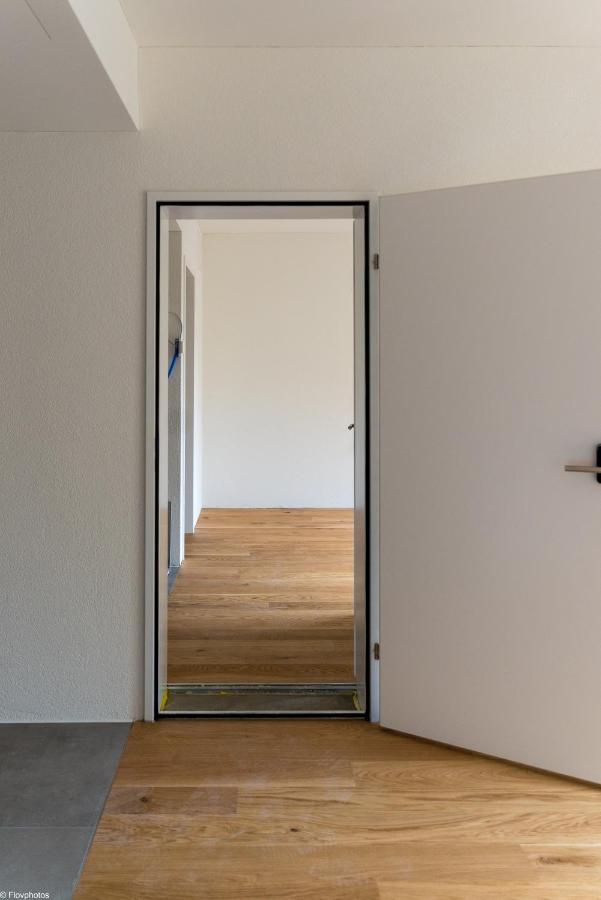 Dos Habitaciones Dobles Superiores Comunicadas con zona de cocina y vistas al patio