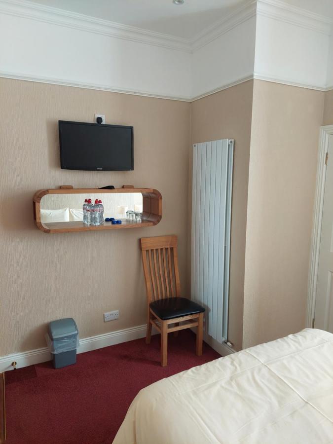 Double Room with Private Bathroom,1207221592:JPEG