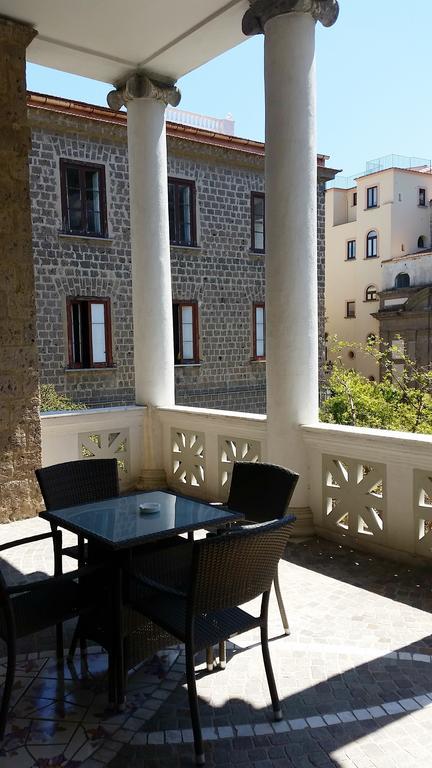 One-Bedroom Apartment (3 Adults)