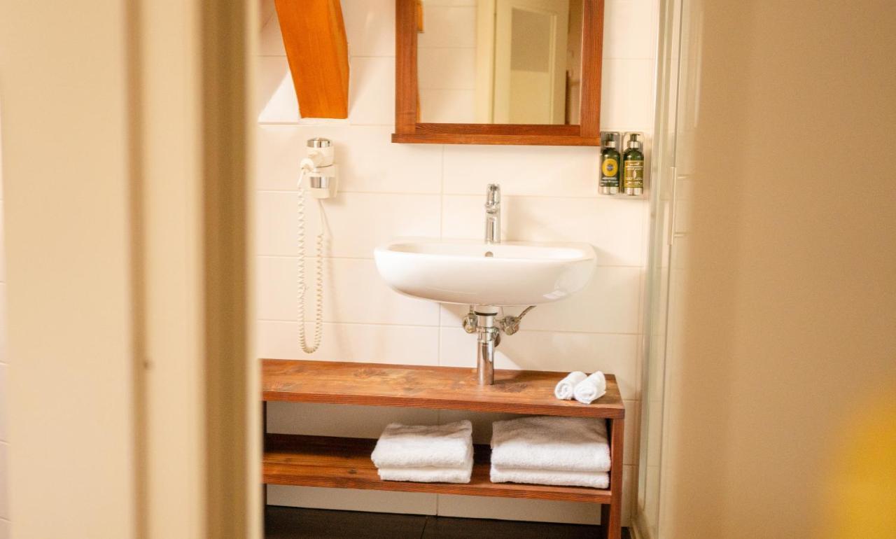 Classic Double or Twin Room,1538828341:JPEG