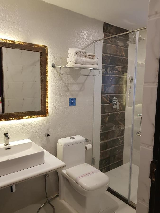 Deluxe Double Room with Extra Bed