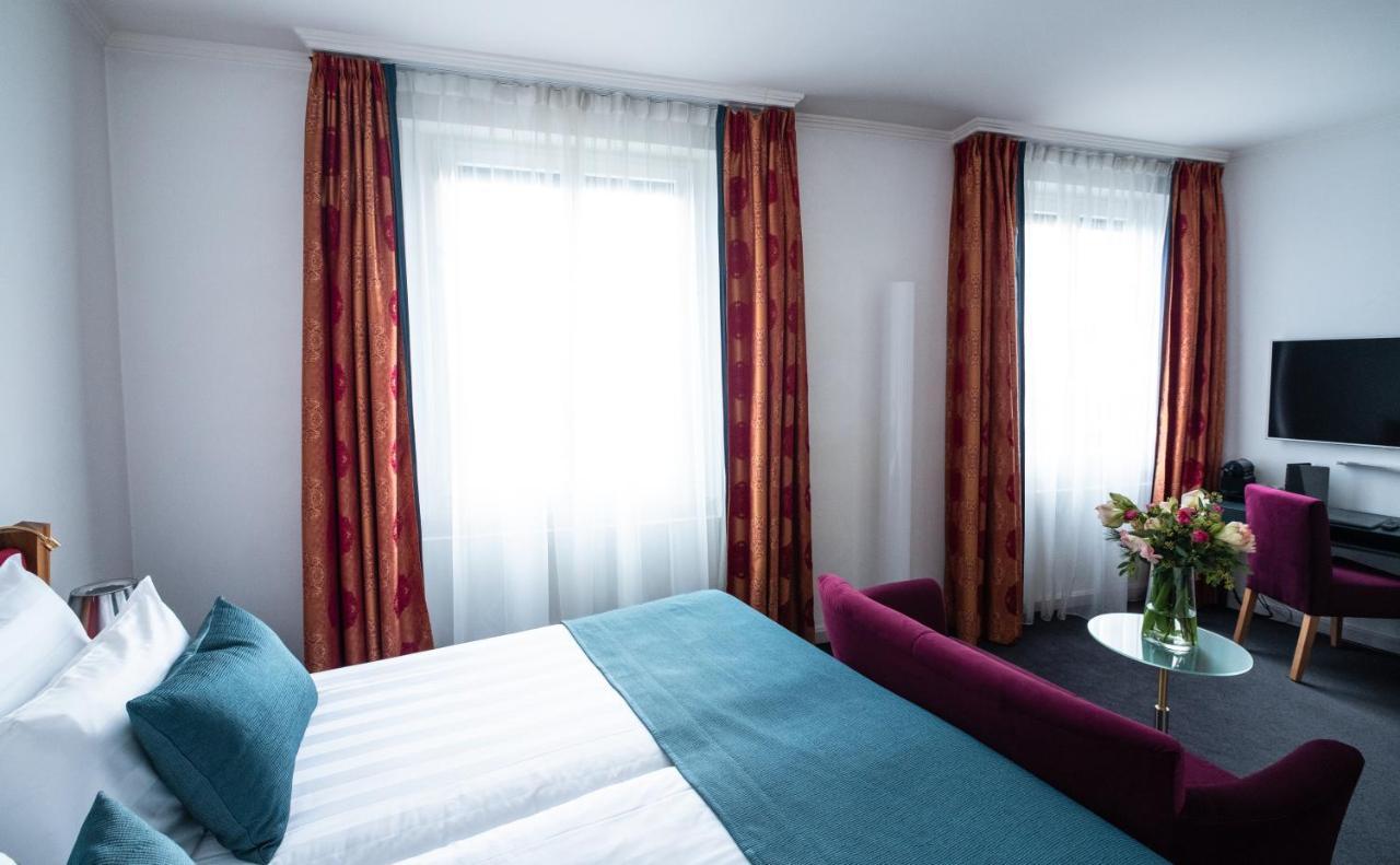 Junior Suite Lake View