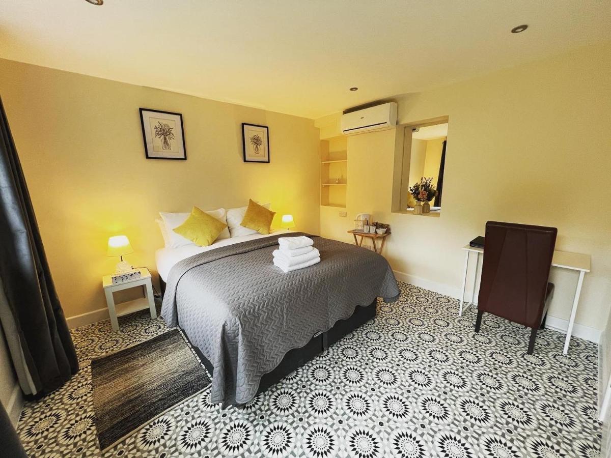 Deluxe Double or Twin Room with Garden View