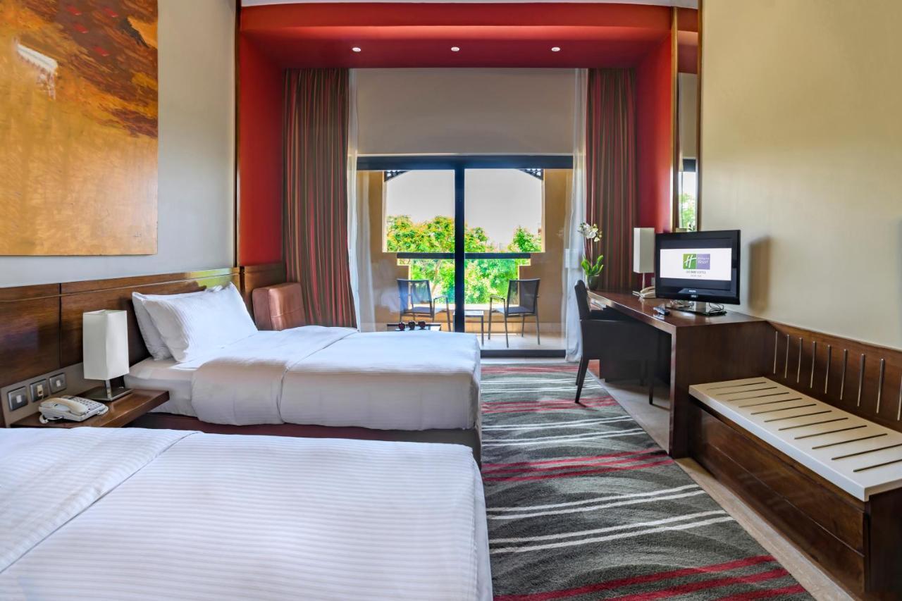 Standard Twin Room with Garden View