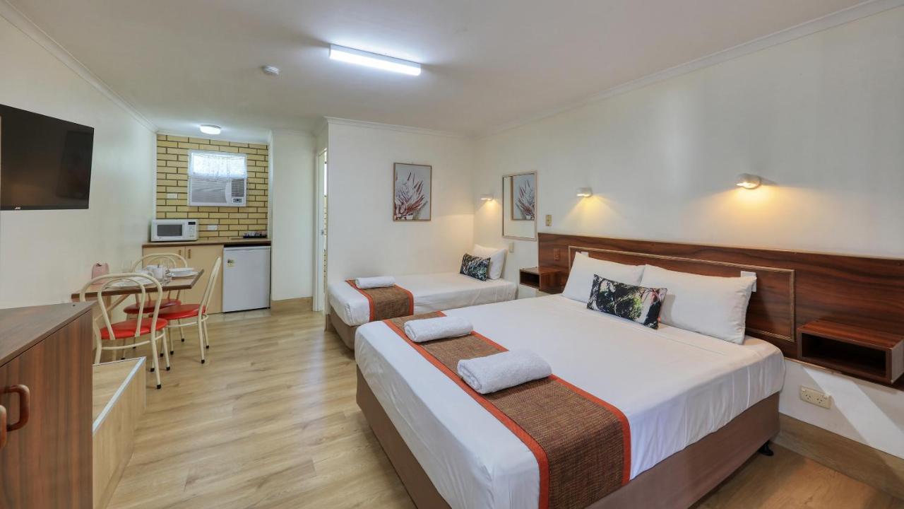 Economy Twin Room