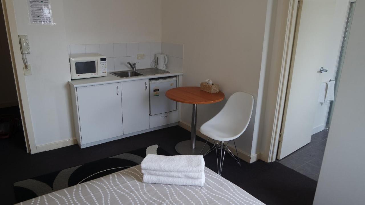 Single Room Bathroom
