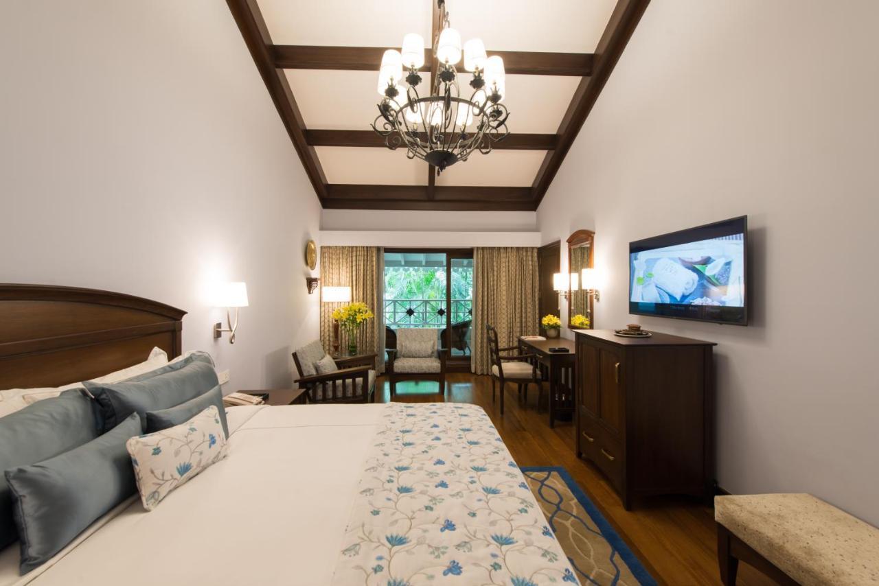 Luxury Suite One Bedroom Garden View King Bed
