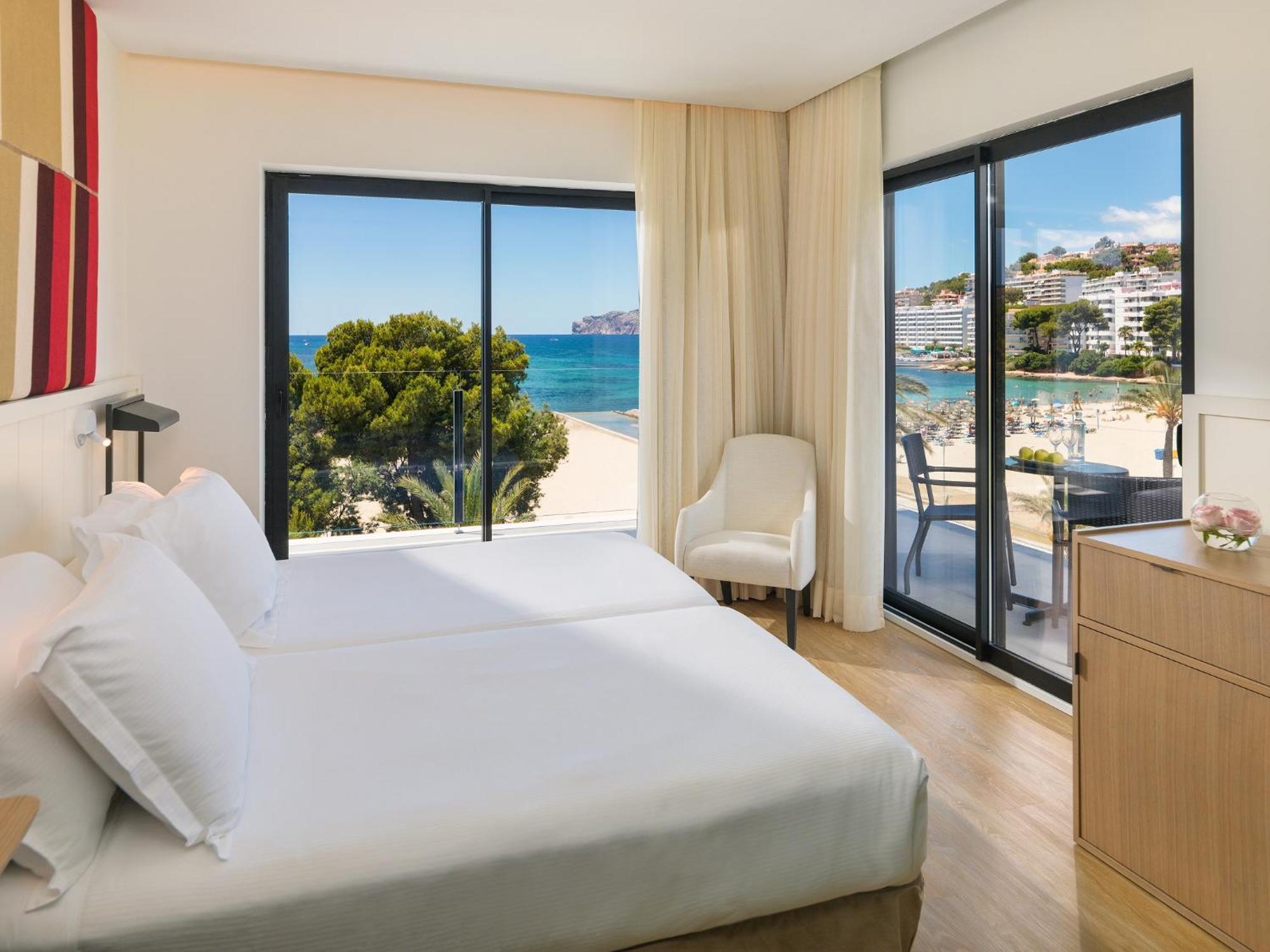 Deluxe Room with Sea View,1306765840:JPEG