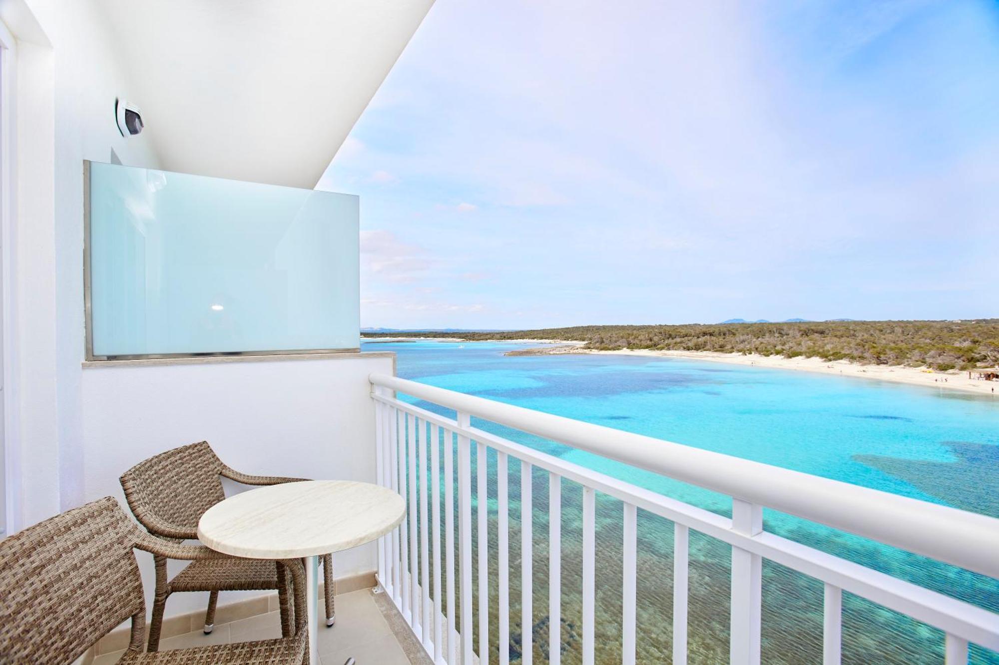 Twin Room with Sea View