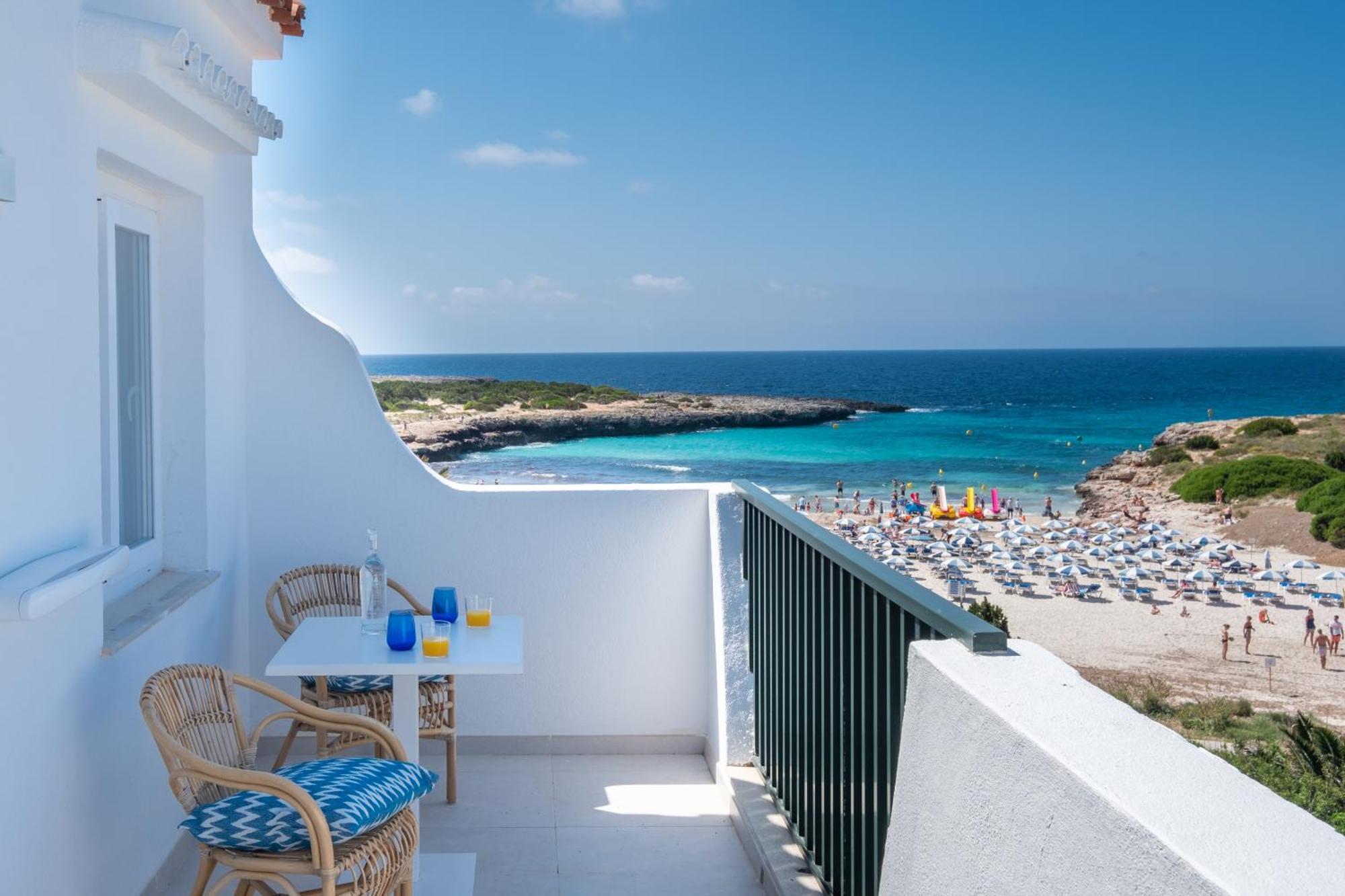 Select Apartment Side Sea View