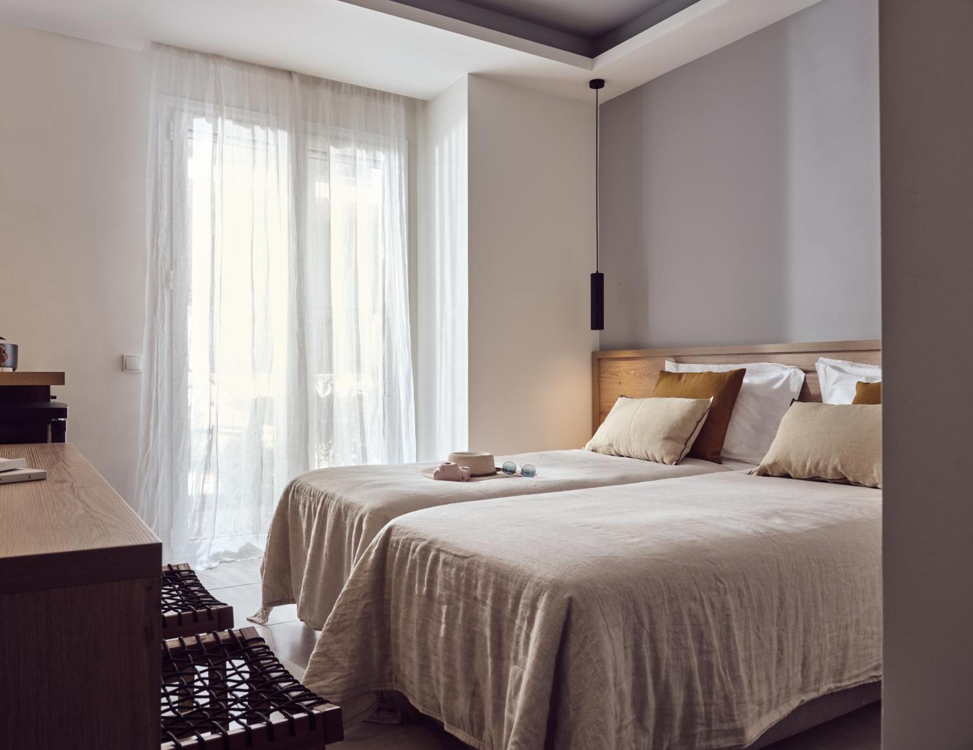 Luxe Kamer met 1 of 2 Bedden en Balkon