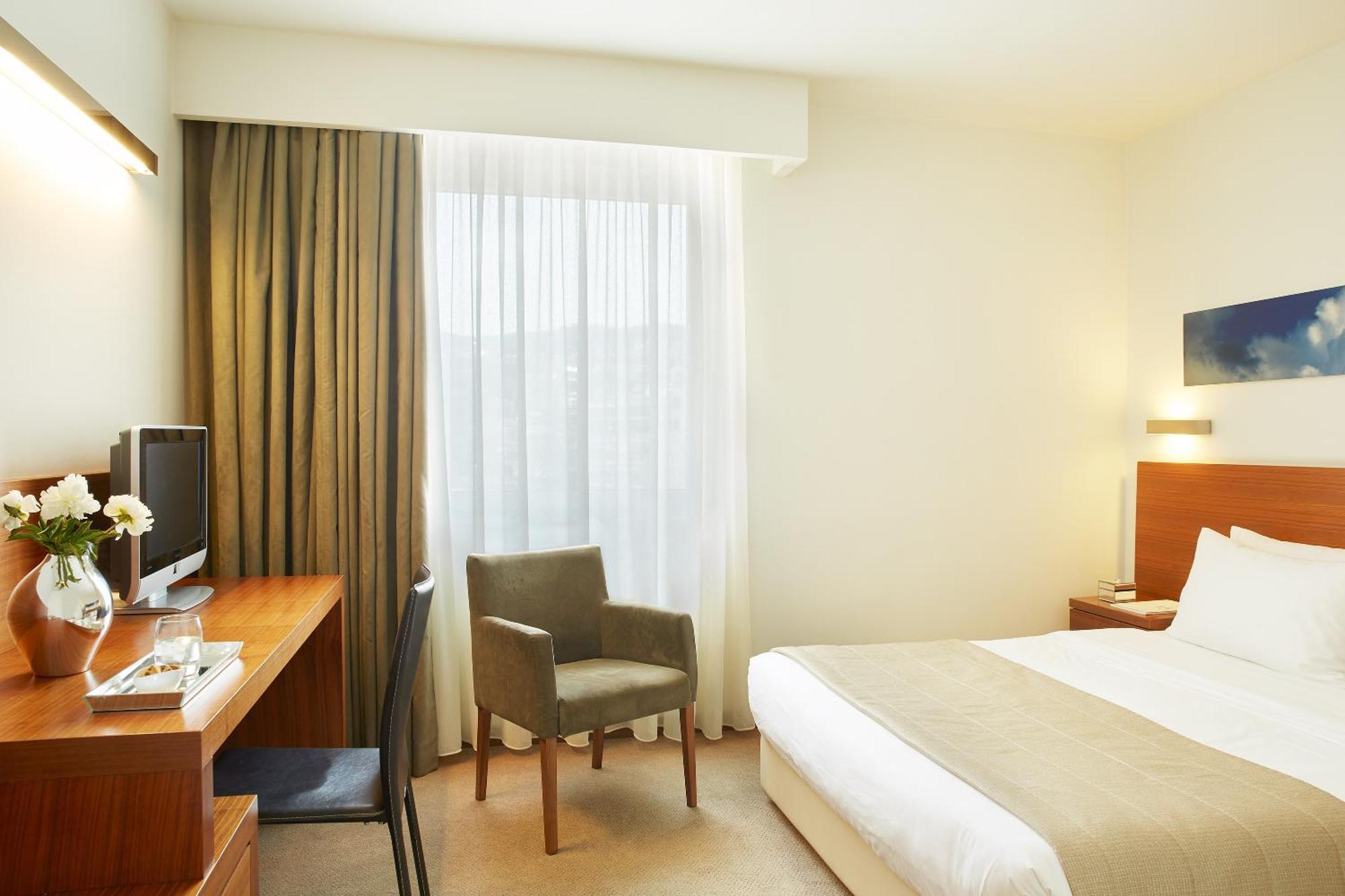 Chambre Double – Vue sur Ville