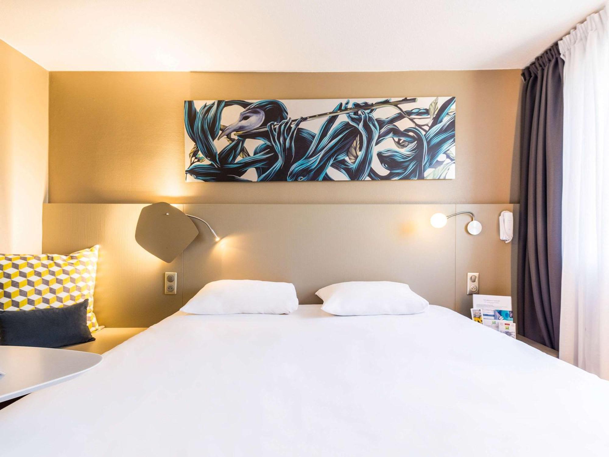 Standard Double Room,1704845611:JPEG