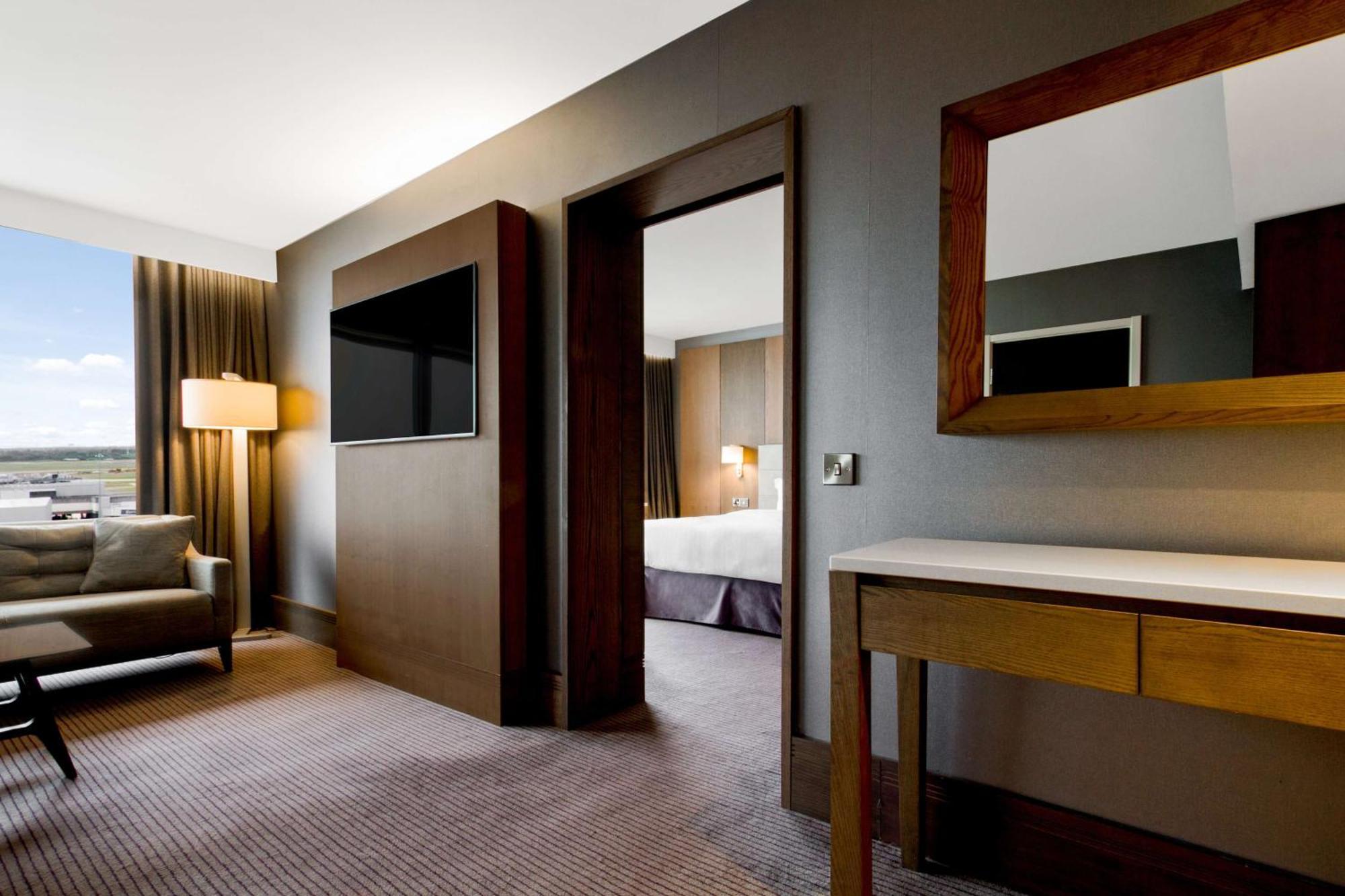 Suite Runway View