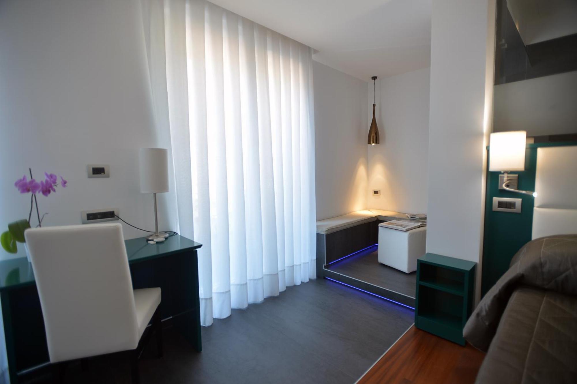 Suite with Sea View