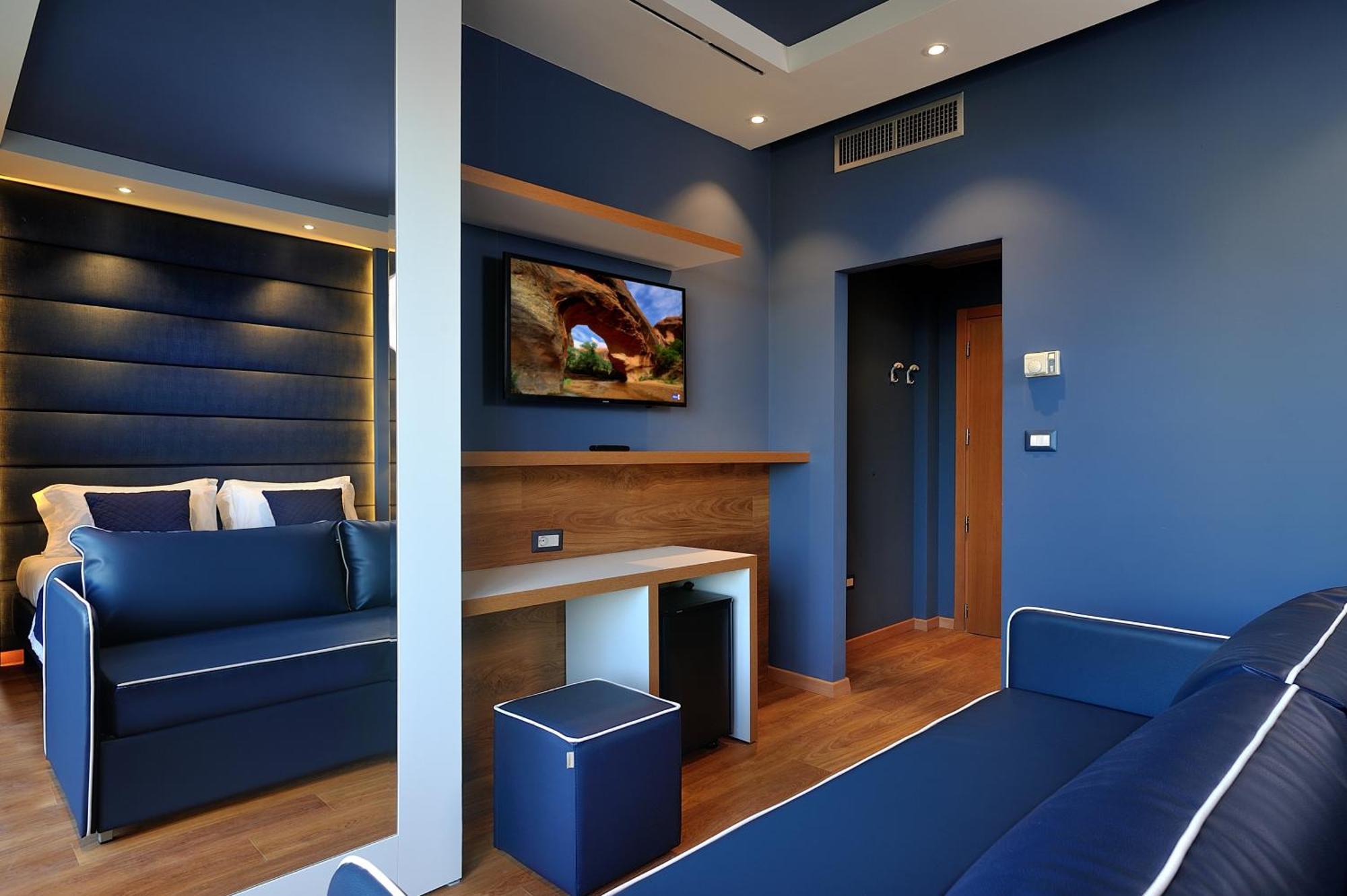 Superior Doppel- oder Zweibettzimmer mit Balkon und Meerblick