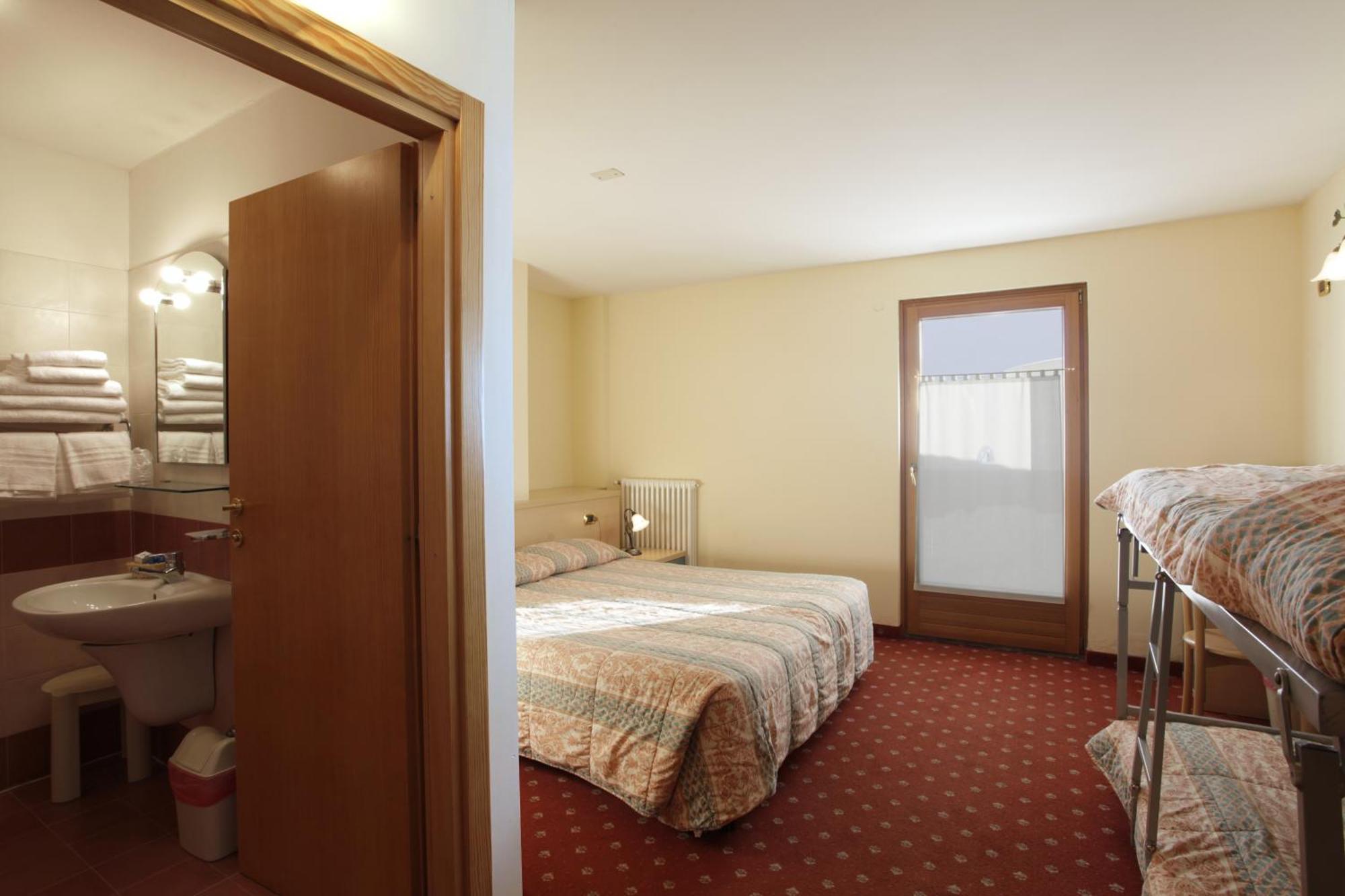 Comfort Double or Twin Room