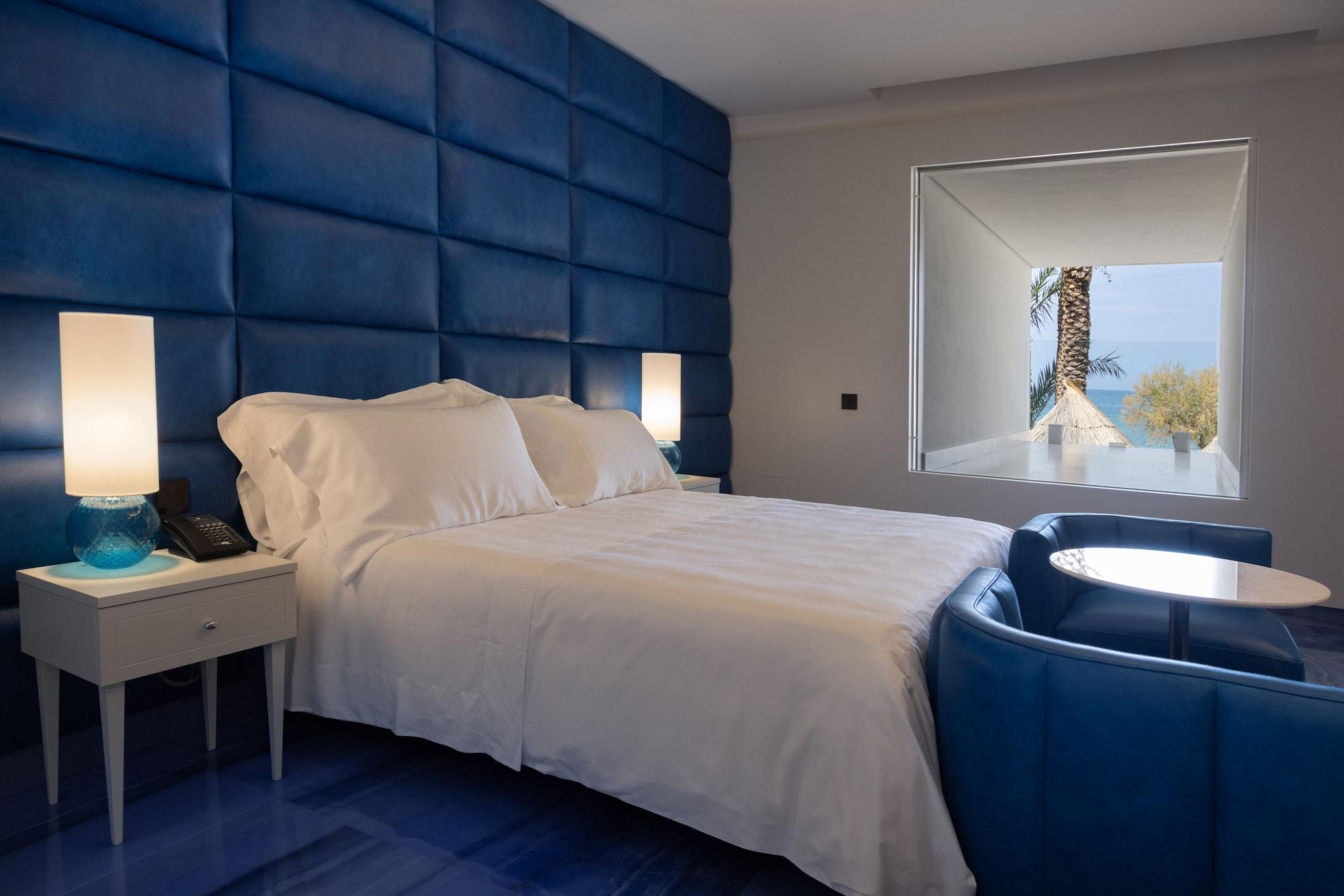 Suite with Sea View