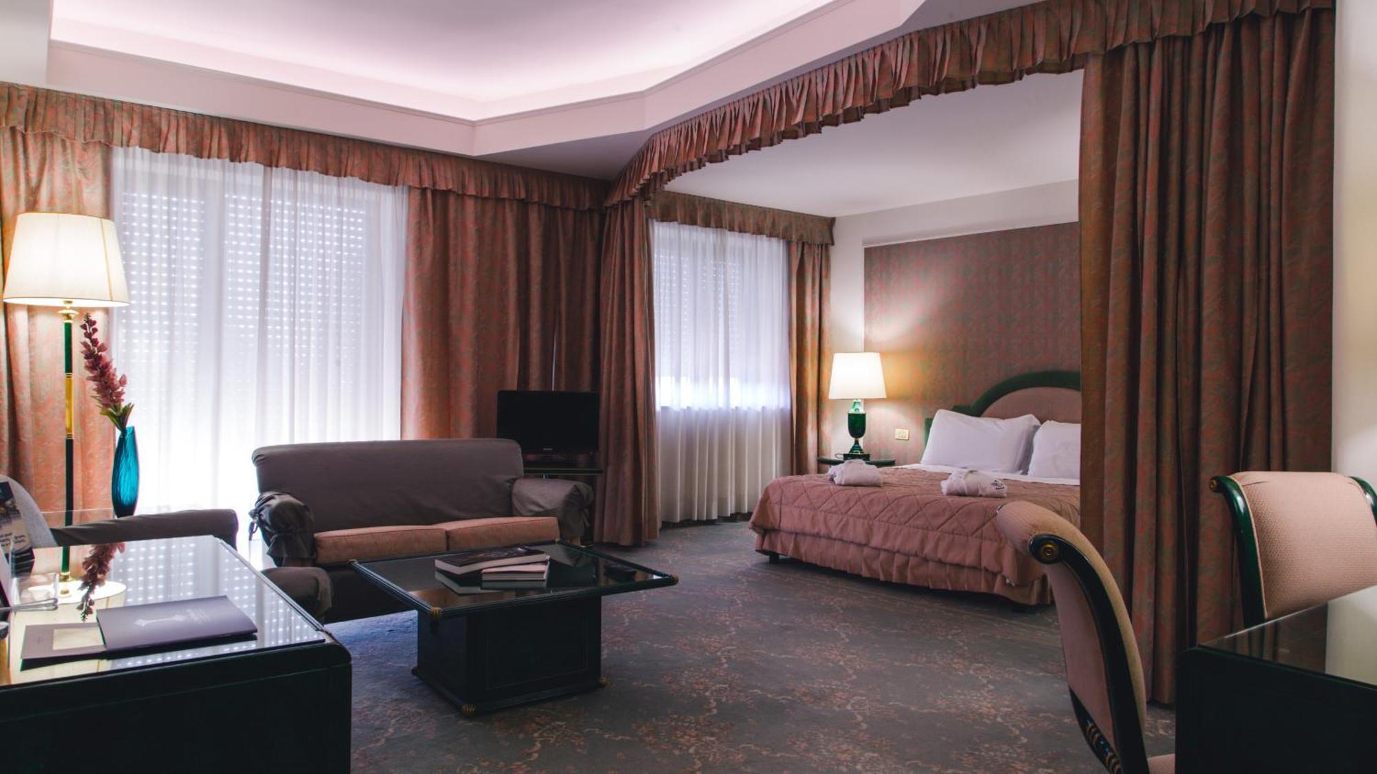 Executive Suite with Sea View