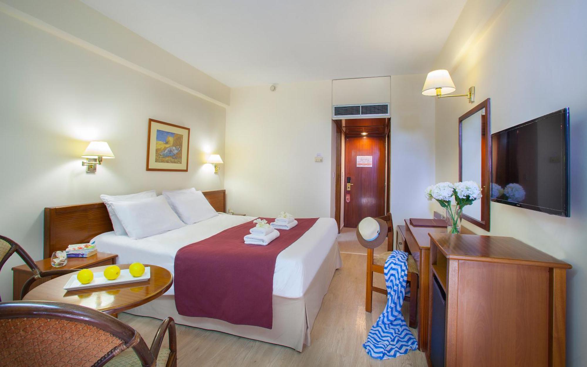 Standard Double or Twin Room Inland View