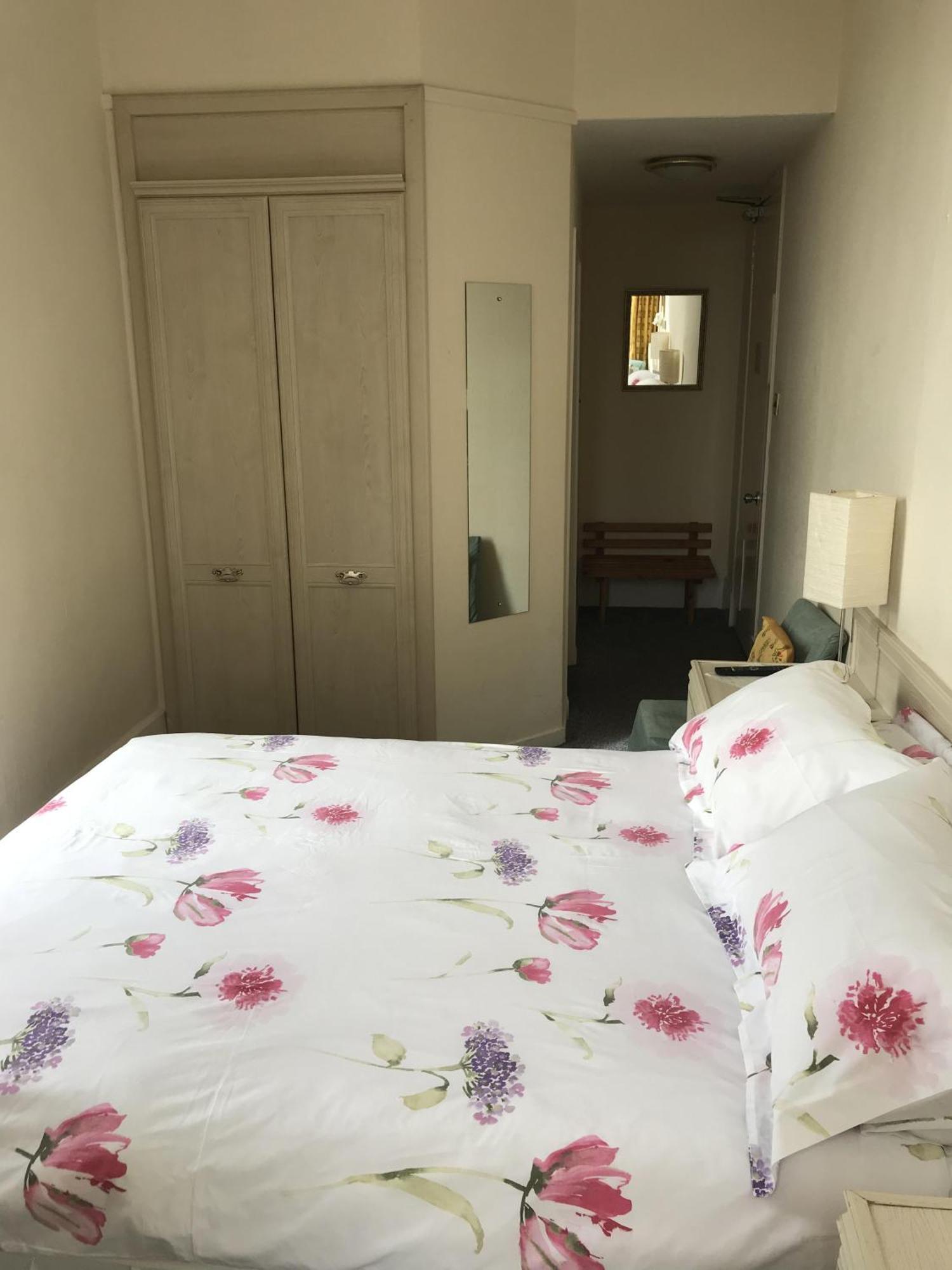 Habitación Doble con baño