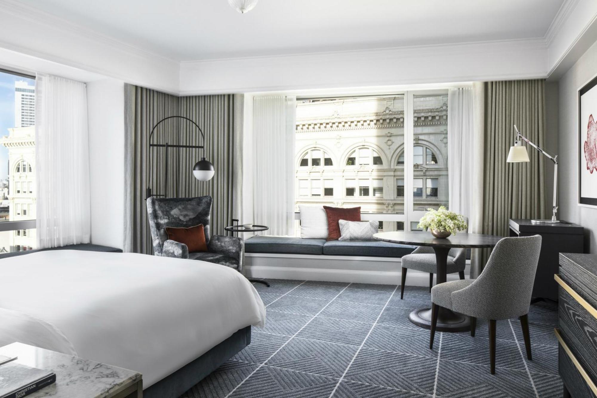 Quarto Deluxe com Cama King-size e Vista
