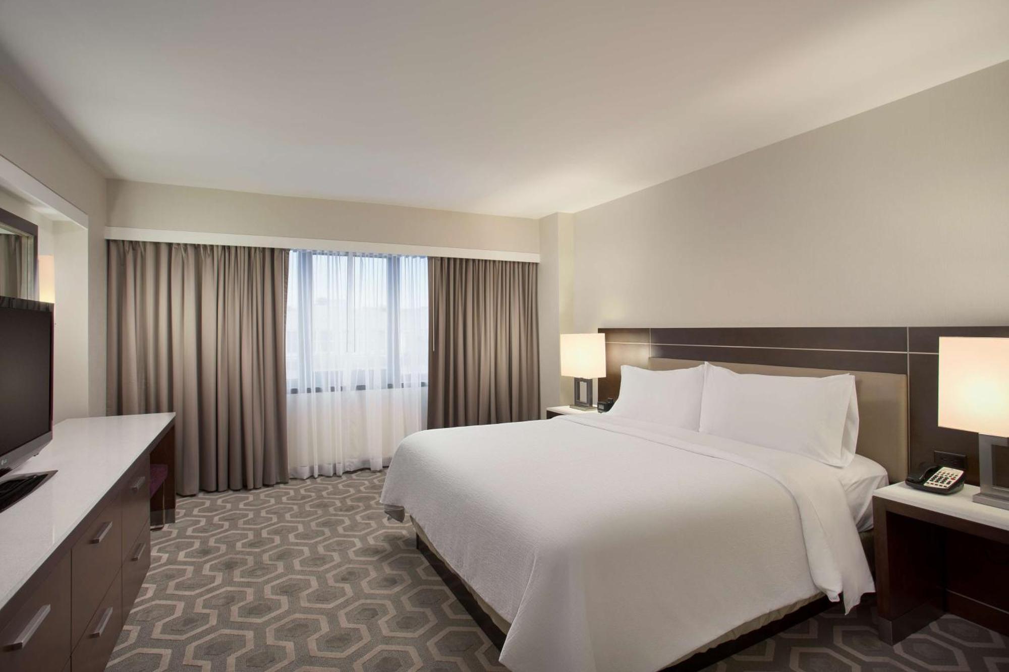 Executive King Suite Non-Smoking