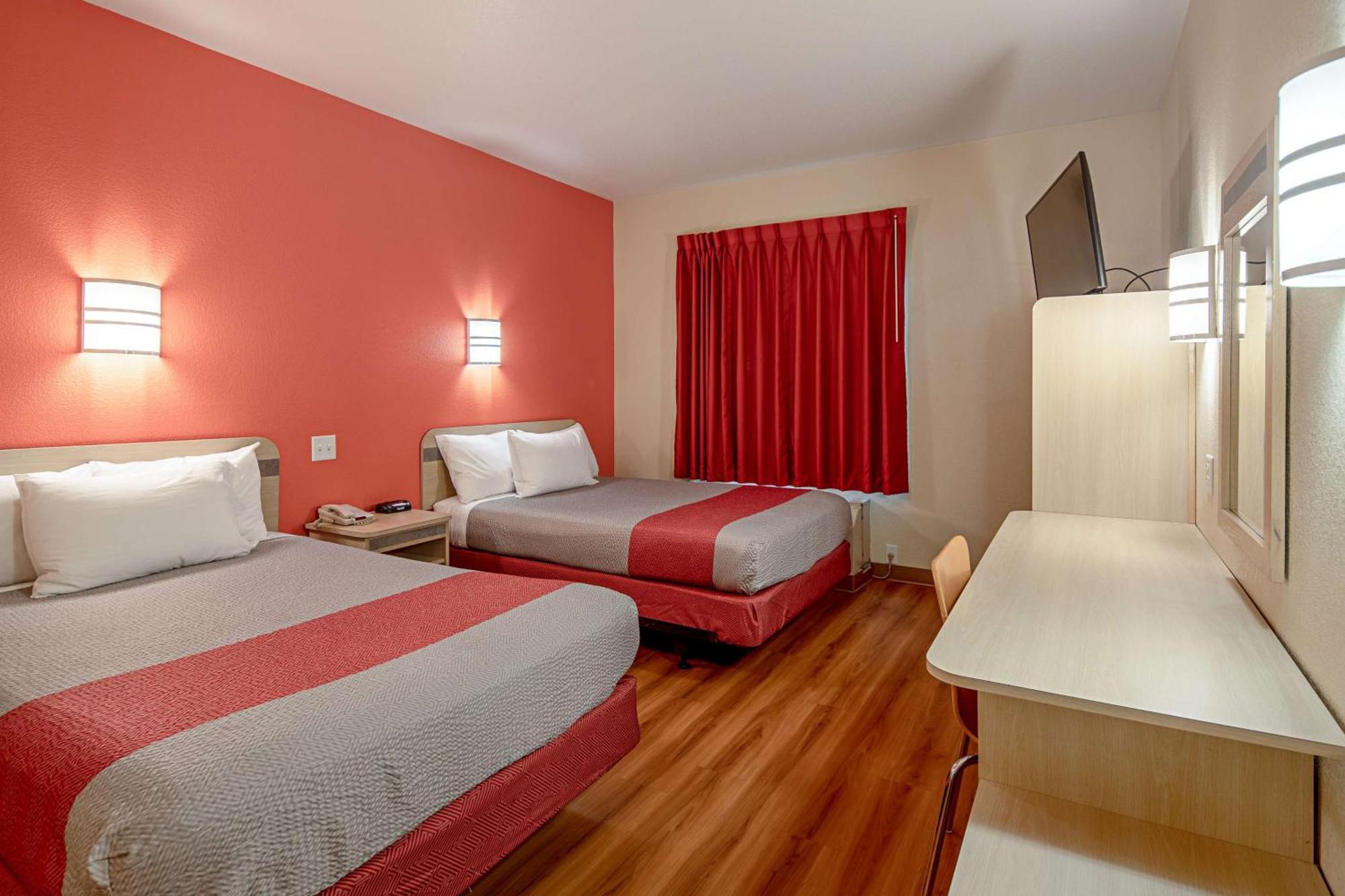 Quadruple Room Non-Smoking