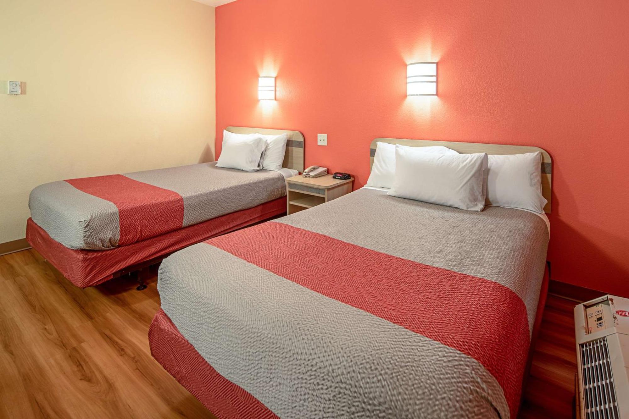 Quadruple Room Non-Smoking